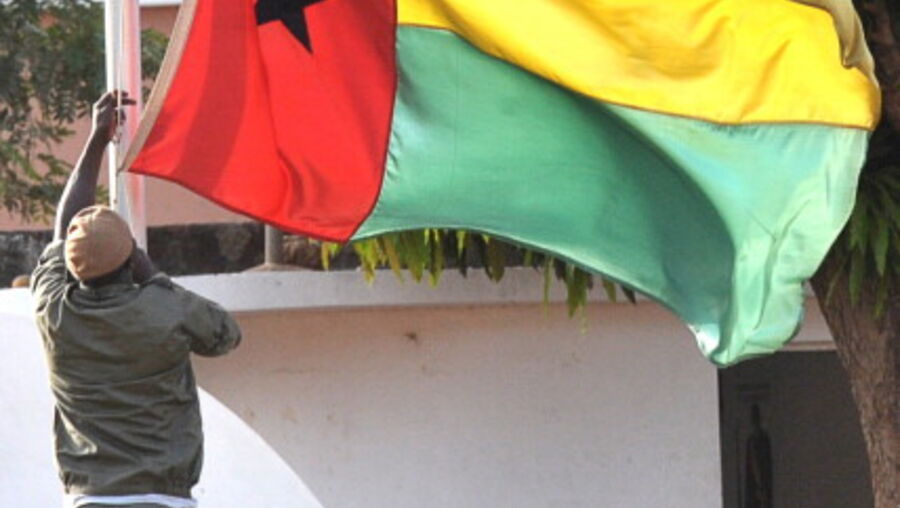 Bandeira da Guiné-Bissau